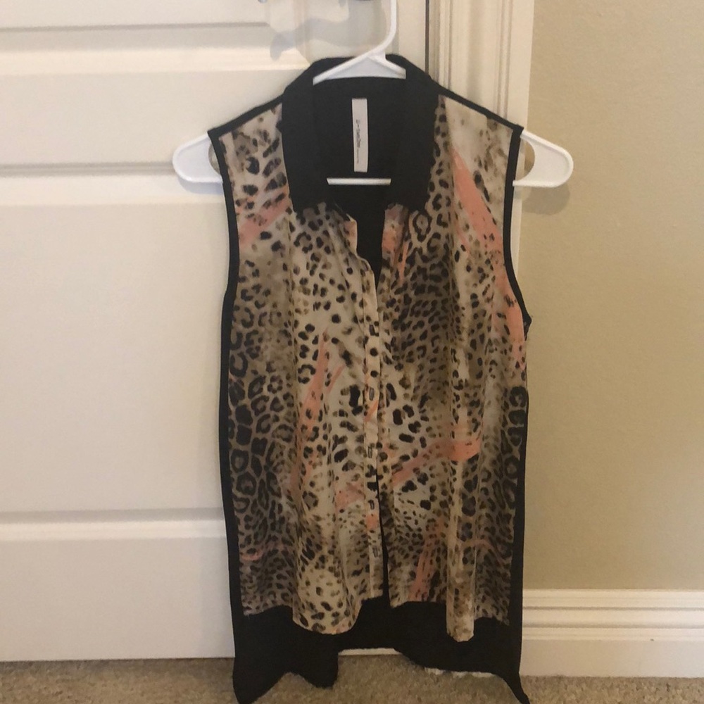 S-twelve Leopard Button-up Sleeveless Top